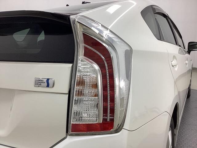 プリウス S ETC バックカメラ ナビ TV アルミホイール HID CVT スマートキー 電動格納ミラー 盗難防止システム CD Bluetooth 衝突安全ボディ ABS ESC エアコン パワーステアリング(48枚目)