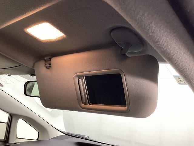 プリウス S ETC バックカメラ ナビ TV アルミホイール HID CVT スマートキー 電動格納ミラー 盗難防止システム CD Bluetooth 衝突安全ボディ ABS ESC エアコン パワーステアリング(55枚目)