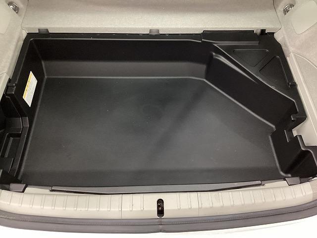 プリウス S ETC バックカメラ ナビ TV アルミホイール HID CVT スマートキー 電動格納ミラー 盗難防止システム CD Bluetooth 衝突安全ボディ ABS ESC エアコン パワーステアリング(68枚目)