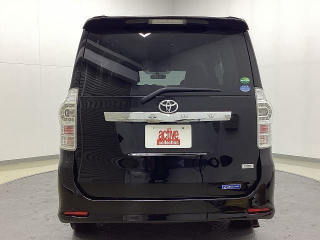 ヴォクシー ZS 煌Z ETC バックカメラ ナビ TV クリアランスソナー 両側電動スライドドア HID スマートキー 電動格納ミラー 後席モニター 3列シート ウォークスルー CVT アルミホイール 盗難防止システム(18枚目)