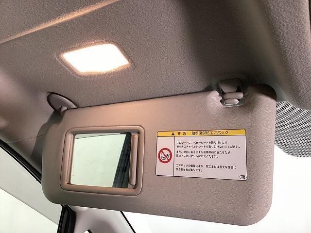 ヴォクシー ZS 煌Z ETC バックカメラ ナビ TV クリアランスソナー 両側電動スライドドア HID スマートキー 電動格納ミラー 後席モニター 3列シート ウォークスルー CVT アルミホイール 盗難防止システム(41枚目)