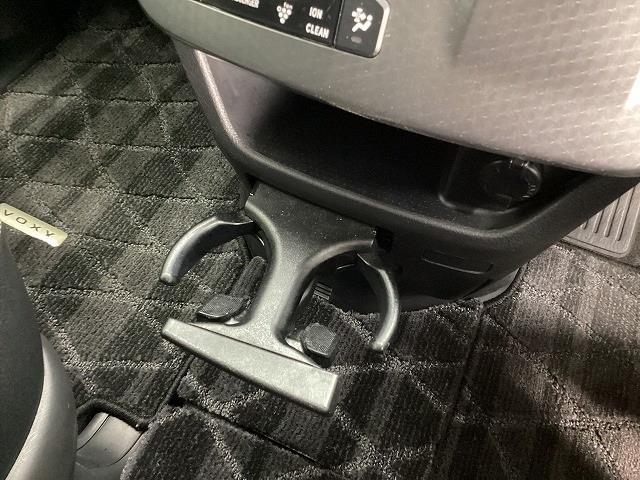 ヴォクシー ZS 煌Z ETC バックカメラ ナビ TV クリアランスソナー 両側電動スライドドア HID スマートキー 電動格納ミラー 後席モニター 3列シート ウォークスルー CVT アルミホイール 盗難防止システム(48枚目)