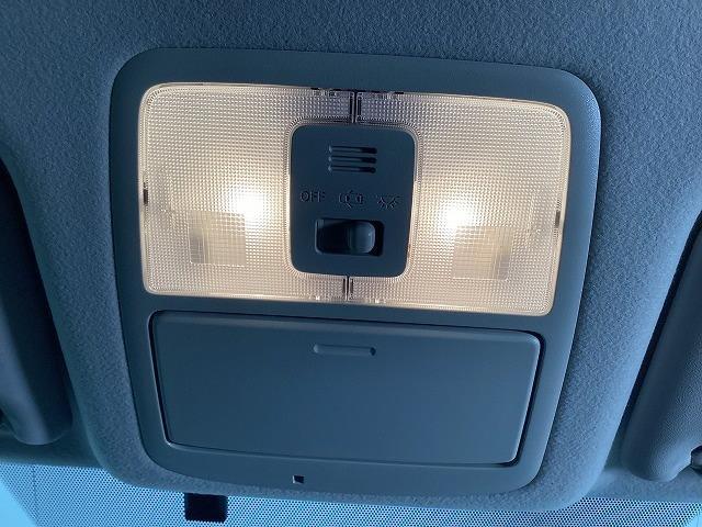 ヴォクシー ZS 煌Z ETC バックカメラ ナビ TV クリアランスソナー 両側電動スライドドア HID スマートキー 電動格納ミラー 後席モニター 3列シート ウォークスルー CVT アルミホイール 盗難防止システム(49枚目)