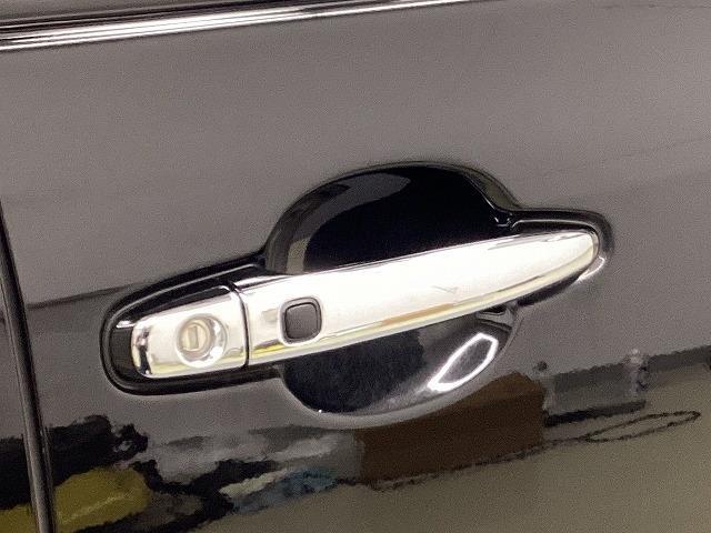 ヴォクシー ZS 煌Z ETC バックカメラ ナビ TV クリアランスソナー 両側電動スライドドア HID スマートキー 電動格納ミラー 後席モニター 3列シート ウォークスルー CVT アルミホイール 盗難防止システム(58枚目)