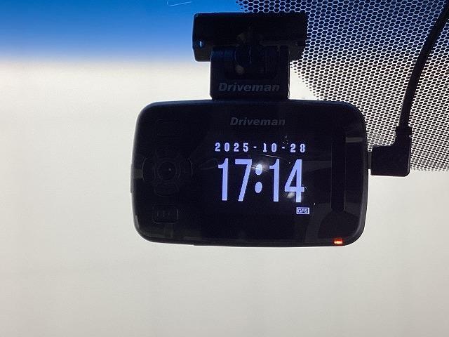 ステップワゴンスパーダ スパーダ・クールスピリット ホンダセンシング ドライブレコーダー ETC バックカメラ ナビ TV オートクルーズコントロール レーンアシスト 衝突被害軽減システム 両側電動スライドドア LEDヘッドランプ スマートキー アイドリングストップ(10枚目)