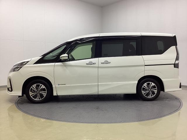 セレナ ｅ－パワー　ハイウェイスターＶ　ＥＴＣ　全周囲カメラ　クリアランスソナー　オートクルーズコントロール　衝突被害軽減システム　両側電動スライドドア　ＬＥＤヘッドランプ　スマートキー　アイドリングストップ　電動格納ミラー　後席モニター（18枚目）