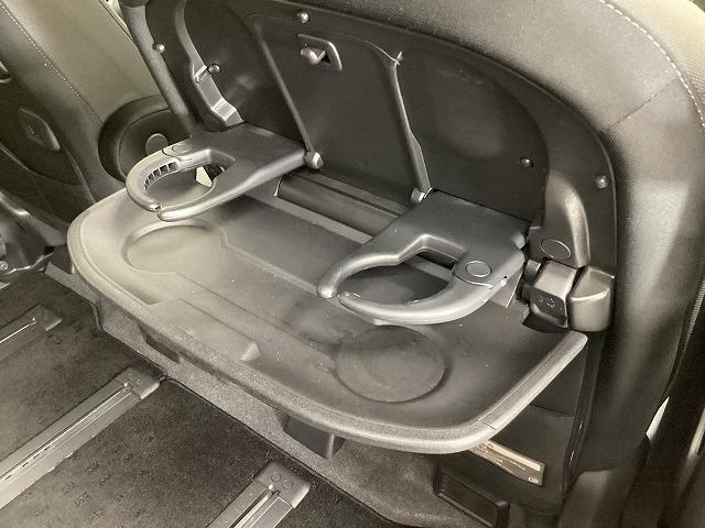 セレナ ｅ－パワー　ハイウェイスターＶ　ＥＴＣ　全周囲カメラ　クリアランスソナー　オートクルーズコントロール　衝突被害軽減システム　両側電動スライドドア　ＬＥＤヘッドランプ　スマートキー　アイドリングストップ　電動格納ミラー　後席モニター（63枚目）