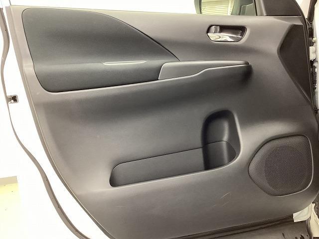 セレナ ｅ－パワー　ハイウェイスターＶ　ＥＴＣ　全周囲カメラ　クリアランスソナー　オートクルーズコントロール　衝突被害軽減システム　両側電動スライドドア　ＬＥＤヘッドランプ　スマートキー　アイドリングストップ　電動格納ミラー　後席モニター（71枚目）