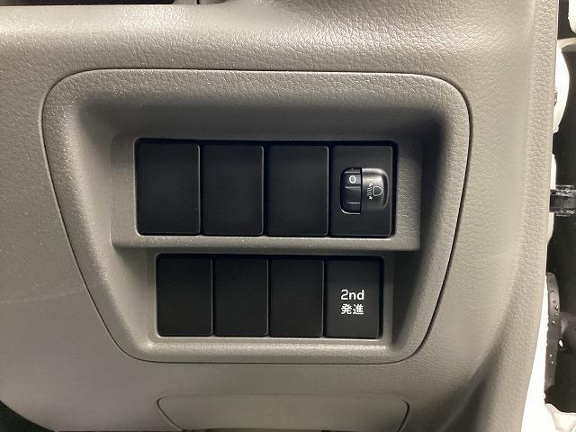 NV100クリッパーバン DX CVT ドライブレコーダー 両側スライドドア キーレスエントリー エアコン 運転席エアバッグ(6枚目)