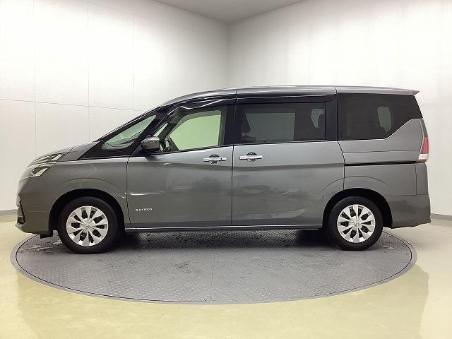 セレナ ＸＶ　ドライブレコーダー　ＥＴＣ　ナビ　ＴＶ　クリアランスソナー　オートクルーズコントロール　衝突被害軽減システム　両側電動スライドドア　スマートキー　アイドリングストップ　電動格納ミラー　３列シート（23枚目）