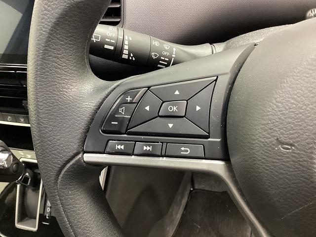 セレナ ＸＶ　ドライブレコーダー　ＥＴＣ　ナビ　ＴＶ　クリアランスソナー　オートクルーズコントロール　衝突被害軽減システム　両側電動スライドドア　スマートキー　アイドリングストップ　電動格納ミラー　３列シート（29枚目）