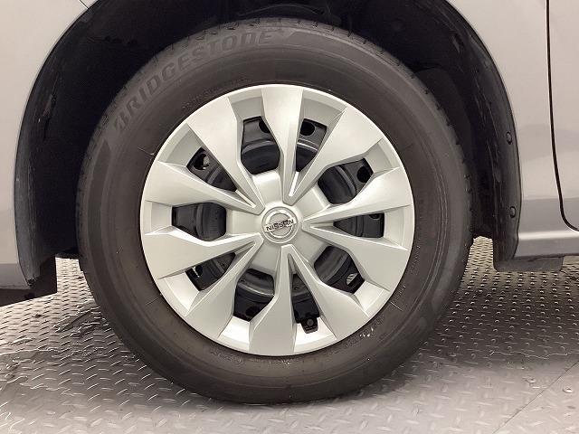 セレナ ＸＶ　ドライブレコーダー　ＥＴＣ　ナビ　ＴＶ　クリアランスソナー　オートクルーズコントロール　衝突被害軽減システム　両側電動スライドドア　スマートキー　アイドリングストップ　電動格納ミラー　３列シート（62枚目）