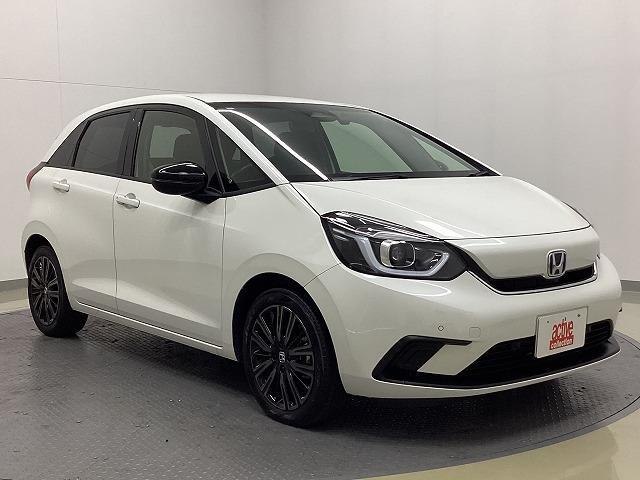 フィット ｅ：ＨＥＶホーム　２０周年特別仕様車　カーサ　ドライブレコーダー　バックカメラ　ナビ　ＴＶ　クリアランスソナー　オートクルーズコントロール　レーンアシスト　衝突被害軽減システム　アルミホイール　オートライト　ＬＥＤヘッドランプ　スマートキー（25枚目）