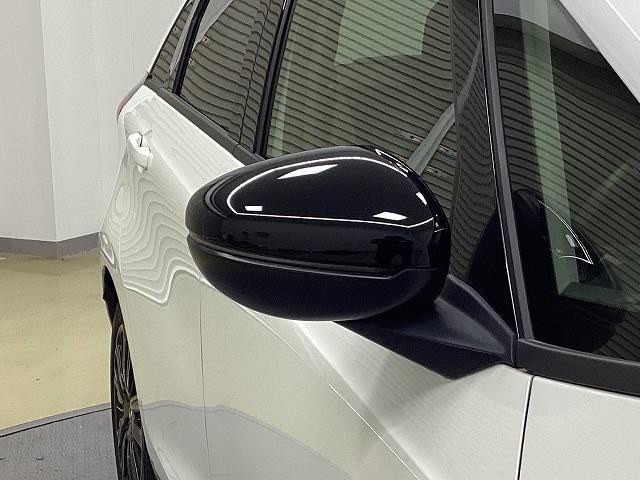 フィット ｅ：ＨＥＶホーム　２０周年特別仕様車　カーサ　ドライブレコーダー　バックカメラ　ナビ　ＴＶ　クリアランスソナー　オートクルーズコントロール　レーンアシスト　衝突被害軽減システム　アルミホイール　オートライト　ＬＥＤヘッドランプ　スマートキー（34枚目）