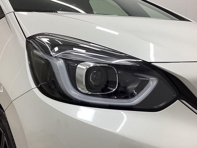 フィット ｅ：ＨＥＶホーム　２０周年特別仕様車　カーサ　ドライブレコーダー　バックカメラ　ナビ　ＴＶ　クリアランスソナー　オートクルーズコントロール　レーンアシスト　衝突被害軽減システム　アルミホイール　オートライト　ＬＥＤヘッドランプ　スマートキー（36枚目）