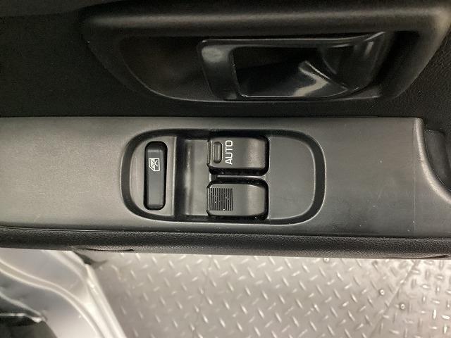 ハイゼットカーゴ ＤＸ　軽バン　ＡＴ　衝突被害軽減システム　クリアランスソナー　ドライブレコーダー　両側スライドドア　アイドリングストップ　オートマチックハイビーム　ＥＳＣ　エアコン　パワーステアリング（7枚目）