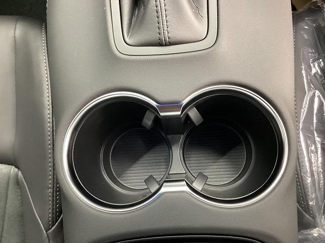 ハリアーハイブリッド Z 全周囲カメラ クリアランスソナー オートクルーズコントロール レーンアシスト パワーシート 衝突被害軽減システム ナビ TV オートマチックハイビーム オートライト LEDヘッドランプ 電動リアゲート(36枚目)