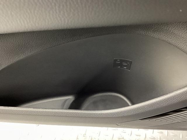 ハリアーハイブリッド Z 全周囲カメラ クリアランスソナー オートクルーズコントロール レーンアシスト パワーシート 衝突被害軽減システム ナビ TV オートマチックハイビーム オートライト LEDヘッドランプ 電動リアゲート(76枚目)