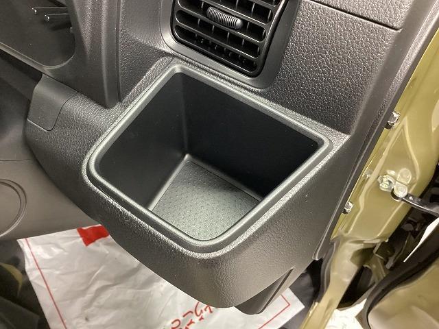 ハイゼットトラック ジャンボ　４ＷＤ　ＣＶＴ　衝突被害軽減システム　クリアランスソナー　スマートキー　アイドリングストップ　電動格納ミラー　オートライト　ＥＳＣ　エアコン　パワーステアリング　パワーウィンドウ（8枚目）