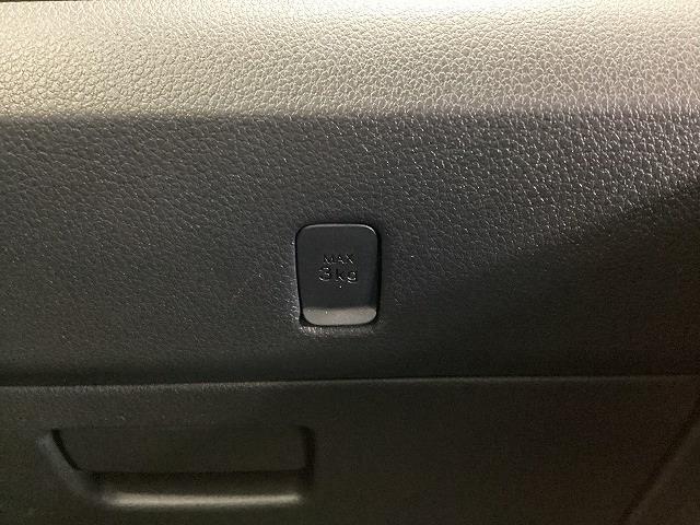 ハイゼットトラック ジャンボ　４ＷＤ　ＣＶＴ　衝突被害軽減システム　クリアランスソナー　スマートキー　アイドリングストップ　電動格納ミラー　オートライト　ＥＳＣ　エアコン　パワーステアリング　パワーウィンドウ（27枚目）