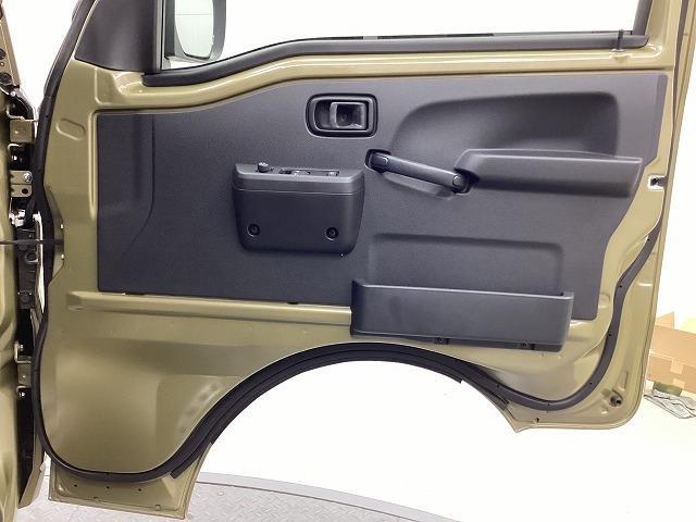 ハイゼットトラック ジャンボ　４ＷＤ　ＣＶＴ　衝突被害軽減システム　クリアランスソナー　スマートキー　アイドリングストップ　電動格納ミラー　オートライト　ＥＳＣ　エアコン　パワーステアリング　パワーウィンドウ（35枚目）
