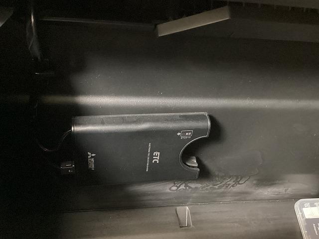 ルーミー Ｘ　ドライブレコーダー　ＥＴＣ　バックカメラ　ナビ　ＴＶ　両側スライド・片側電動　クリアランスソナー　衝突被害軽減システム　オートライト　スマートキー　アイドリングストップ　電動格納ミラー　フルフラット（10枚目）