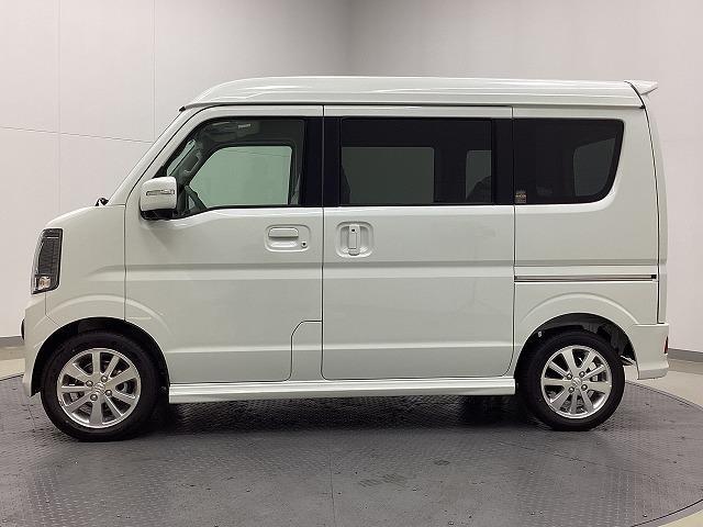 エブリイワゴン ＰＺターボ　両側スライド・片側電動　クリアランスソナー　レーンアシスト　衝突被害軽減システム　オートライト　ＬＥＤヘッドランプ　スマートキー　アイドリングストップ　電動格納ミラー　シートヒーター　ベンチシート（26枚目）