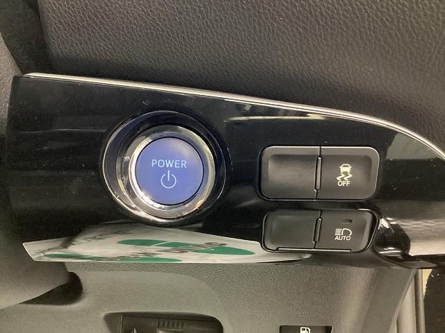 プリウス S ドライブレコーダー ETC レーンアシスト オートクルーズコントロール 衝突被害軽減システム バックカメラ ナビ TV アルミホイール オートマチックハイビーム LEDヘッドランプ CVT(9枚目)