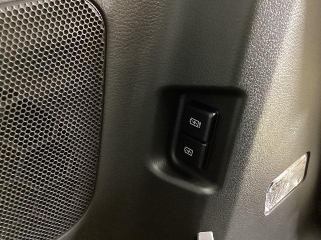 スペーシアカスタム ハイブリッドＸＳ　両側電動スライドドア　クリアランスソナー　オートクルーズコントロール　レーンアシスト　衝突被害軽減システム　オートライト　ＬＥＤヘッドランプ　スマートキー　アイドリングストップ　電動格納ミラー（27枚目）