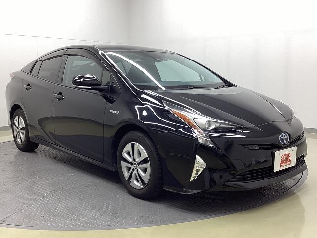 プリウス Ａ　ドライブレコーダー　ＥＴＣ　クリアランスソナー　レーンアシスト　オートクルーズコントロール　パークアシスト　衝突被害軽減システム　バックカメラ　ナビ　ＴＶ　アルミホイール　オートマチックハイビーム（13枚目）