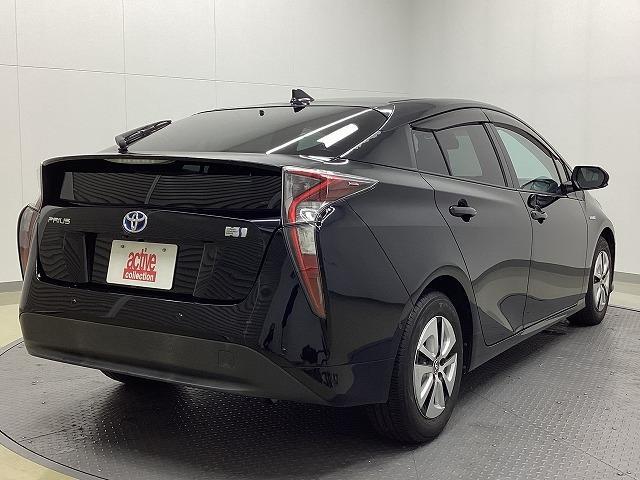 プリウス Ａ　ドライブレコーダー　ＥＴＣ　クリアランスソナー　レーンアシスト　オートクルーズコントロール　パークアシスト　衝突被害軽減システム　バックカメラ　ナビ　ＴＶ　アルミホイール　オートマチックハイビーム（15枚目）