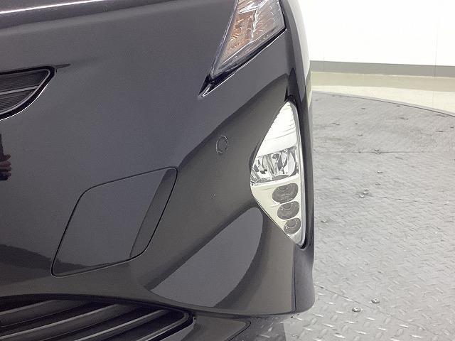 プリウス Ａ　ドライブレコーダー　ＥＴＣ　クリアランスソナー　レーンアシスト　オートクルーズコントロール　パークアシスト　衝突被害軽減システム　バックカメラ　ナビ　ＴＶ　アルミホイール　オートマチックハイビーム（24枚目）