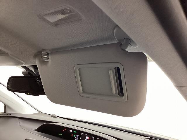 プリウス Ａ　ドライブレコーダー　ＥＴＣ　クリアランスソナー　レーンアシスト　オートクルーズコントロール　パークアシスト　衝突被害軽減システム　バックカメラ　ナビ　ＴＶ　アルミホイール　オートマチックハイビーム（55枚目）