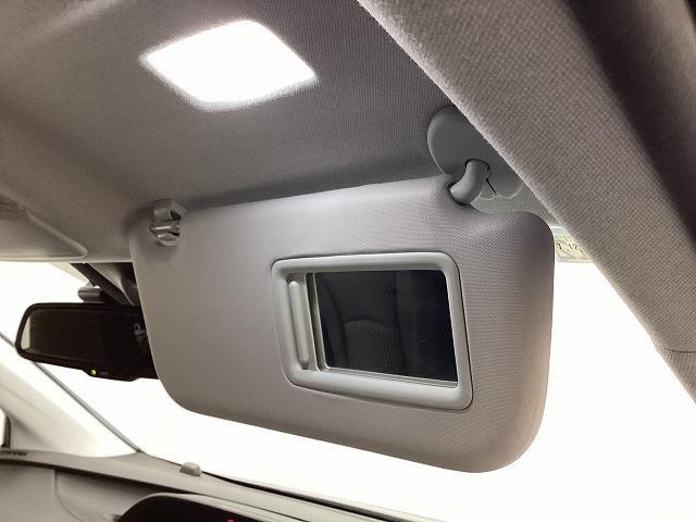 プリウス Ａ　ドライブレコーダー　ＥＴＣ　クリアランスソナー　レーンアシスト　オートクルーズコントロール　パークアシスト　衝突被害軽減システム　バックカメラ　ナビ　ＴＶ　アルミホイール　オートマチックハイビーム（57枚目）