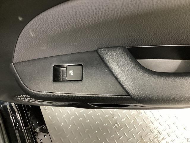 プリウス Ａ　ドライブレコーダー　ＥＴＣ　クリアランスソナー　レーンアシスト　オートクルーズコントロール　パークアシスト　衝突被害軽減システム　バックカメラ　ナビ　ＴＶ　アルミホイール　オートマチックハイビーム（64枚目）