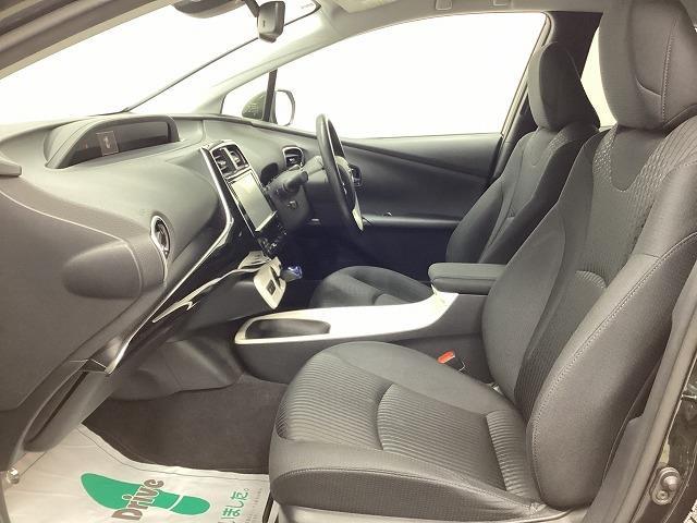 プリウス Ａ　ドライブレコーダー　ＥＴＣ　クリアランスソナー　レーンアシスト　オートクルーズコントロール　パークアシスト　衝突被害軽減システム　バックカメラ　ナビ　ＴＶ　アルミホイール　オートマチックハイビーム（69枚目）