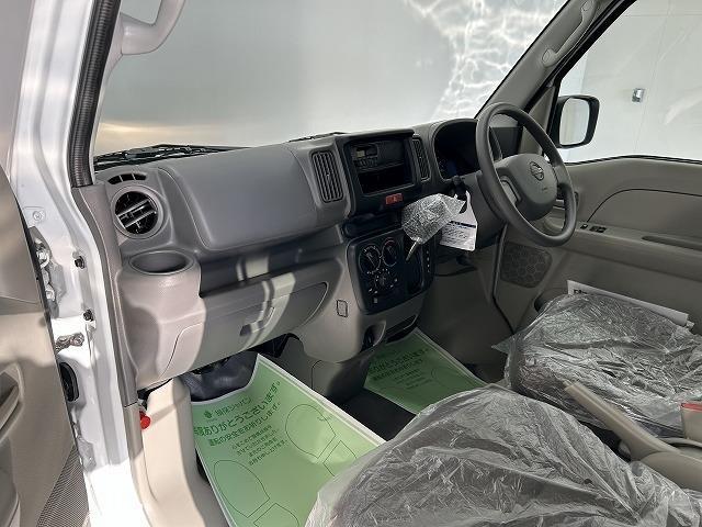 当店のお車をご覧いただきましてありがとうございます。お車についてのご質問やお見積りのご依頼、ご購入にあたってのご相談などお気軽にお問い合わせ下さい！