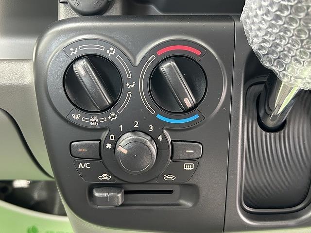 お車の知識がなくても大丈夫です！皆様のご来店をスタッフ一同、心よりお待ちしております。