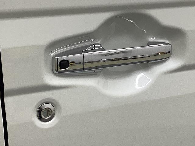 スペーシアカスタム ハイブリッドＸＳターボ　両側電動スライドドア　クリアランスソナー　オートクルーズコントロール　レーンアシスト　衝突被害軽減システム　オートライト　ＬＥＤヘッドランプ　スマートキー　アイドリングストップ　電動格納ミラー（31枚目）