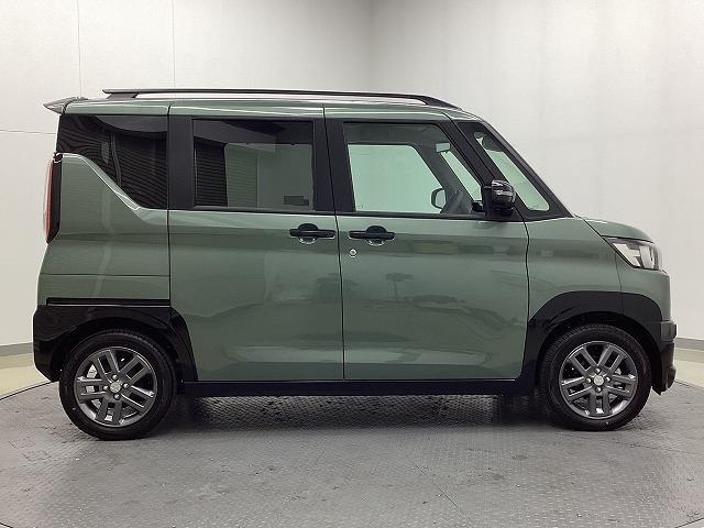 デリカミニ Ｔ　プレミアム　４ＷＤ　全周囲カメラ　両側電動スライドドア　クリアランスソナー　オートクルーズコントロール　衝突被害軽減システム　ＬＥＤヘッドランプ　ヘッドライトウォッシャー　スマートキー　アイドリングストップ（13枚目）