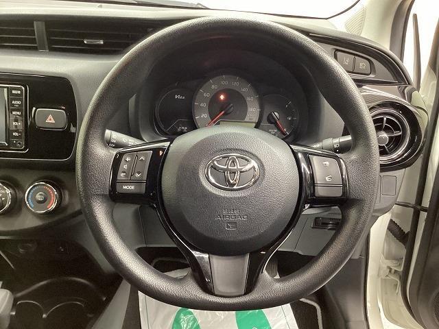 ヴィッツ Ｆ　セーフティーエディションＩＩＩ　ドライブレコーダー　ＥＴＣ　バックカメラ　ＴＶ　レーンアシスト　衝突被害軽減システム　オートマチックハイビーム　オートライト　ＬＥＤヘッドランプ　スマートキー　電動格納ミラー　ＣＶＴ　盗難防止システム（3枚目）