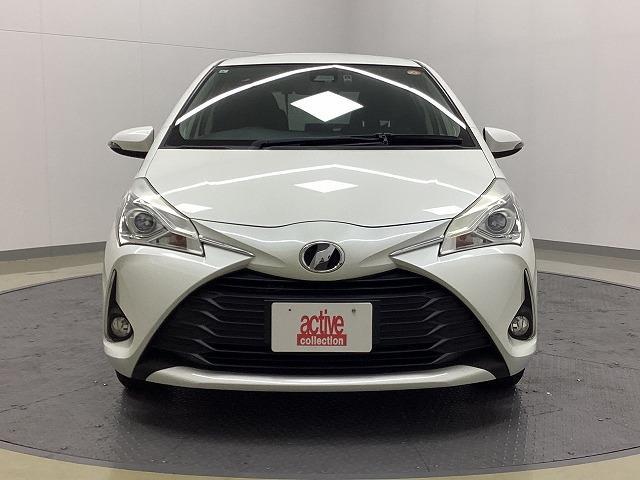 ヴィッツ Ｆ　セーフティーエディションＩＩＩ　ドライブレコーダー　ＥＴＣ　バックカメラ　ＴＶ　レーンアシスト　衝突被害軽減システム　オートマチックハイビーム　オートライト　ＬＥＤヘッドランプ　スマートキー　電動格納ミラー　ＣＶＴ　盗難防止システム（13枚目）