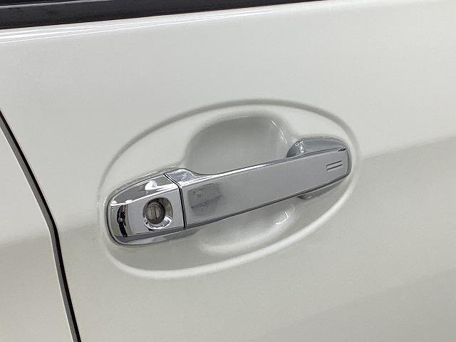 ヴィッツ Ｆ　セーフティーエディションＩＩＩ　ドライブレコーダー　ＥＴＣ　バックカメラ　ＴＶ　レーンアシスト　衝突被害軽減システム　オートマチックハイビーム　オートライト　ＬＥＤヘッドランプ　スマートキー　電動格納ミラー　ＣＶＴ　盗難防止システム（46枚目）