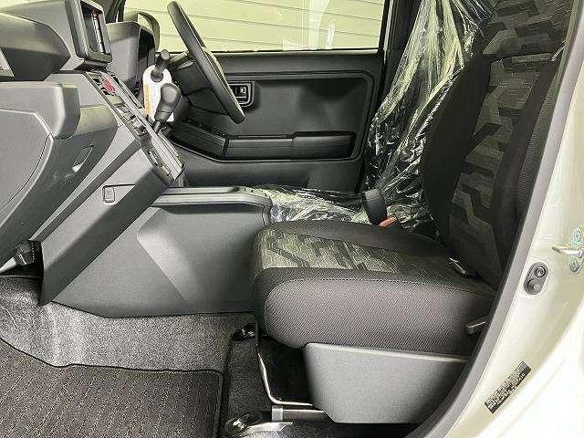 タフト Ｘ　届出済未使用車　スマートアシスト　スカイフィールトップ　ＬＥＤライト　オートエアコン　バックカメラ（8枚目）