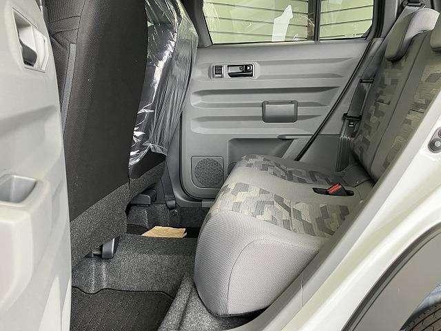 タフト Ｘ　届出済未使用車　スマートアシスト　スカイフィールトップ　ＬＥＤライト　オートエアコン　バックカメラ（9枚目）