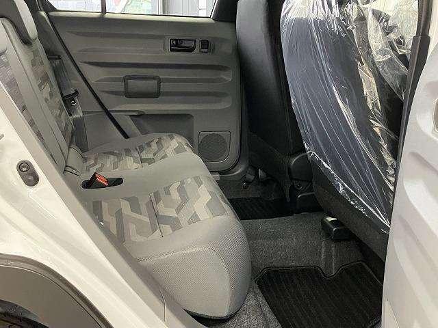 タフト Ｘ　届出済未使用車　スマートアシスト　スカイフィールトップ　ＬＥＤライト　オートエアコン　バックカメラ（10枚目）