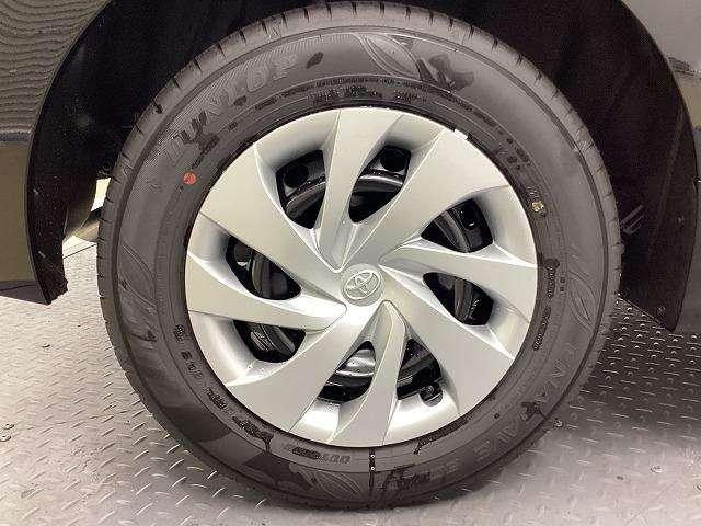 ヤリス Ｘ　登録済未使用車　トヨタセーフティセンス　純正８インチディスプレイオーディオ　バックカメラ　ＥＴＣ（6枚目）