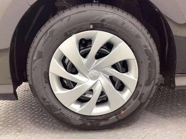 ヤリス Ｘ　登録済未使用車　トヨタセーフティセンス　純正８インチディスプレイオーディオ　バックカメラ　ＥＴＣ（9枚目）