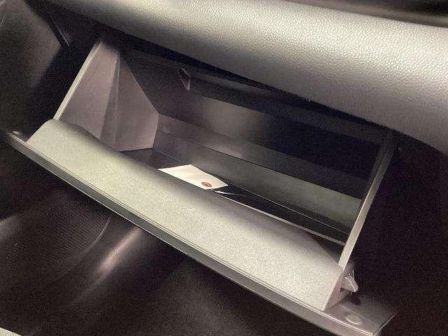 ヤリス Ｘ　登録済未使用車　トヨタセーフティセンス　純正８インチディスプレイオーディオ　バックカメラ　ＥＴＣ（41枚目）