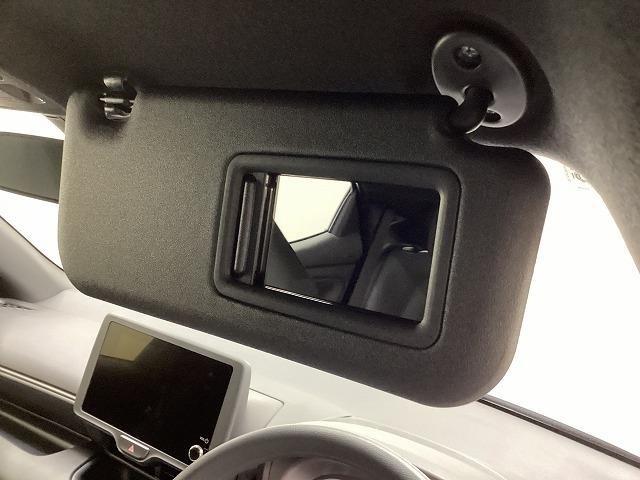 ヤリス Ｘ　登録済未使用車　トヨタセーフティセンス　純正８インチディスプレイオーディオ　バックカメラ　ＥＴＣ（45枚目）